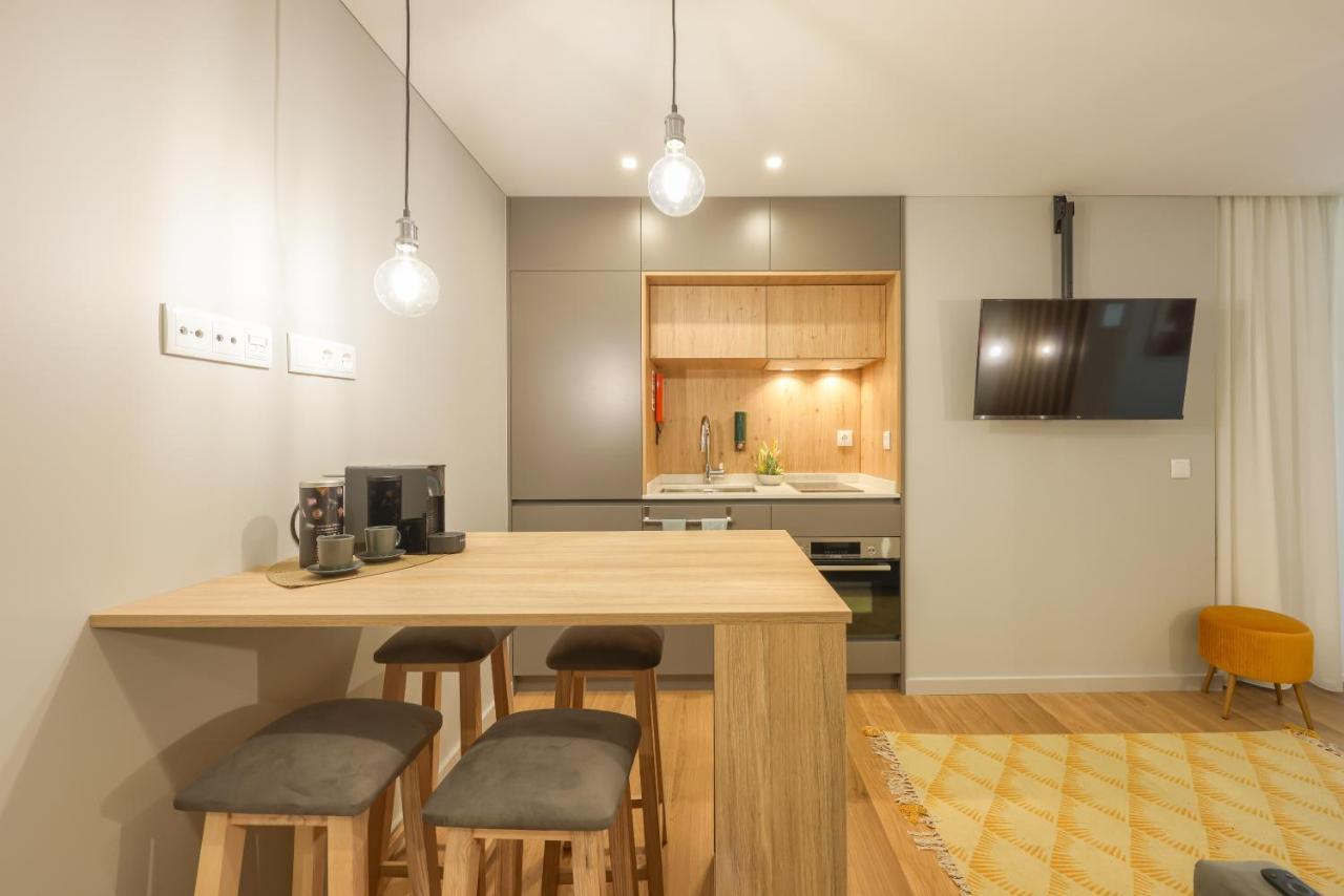 Signature Aveiro City Flat By Home Sweet Home Aveiro Exterior photo