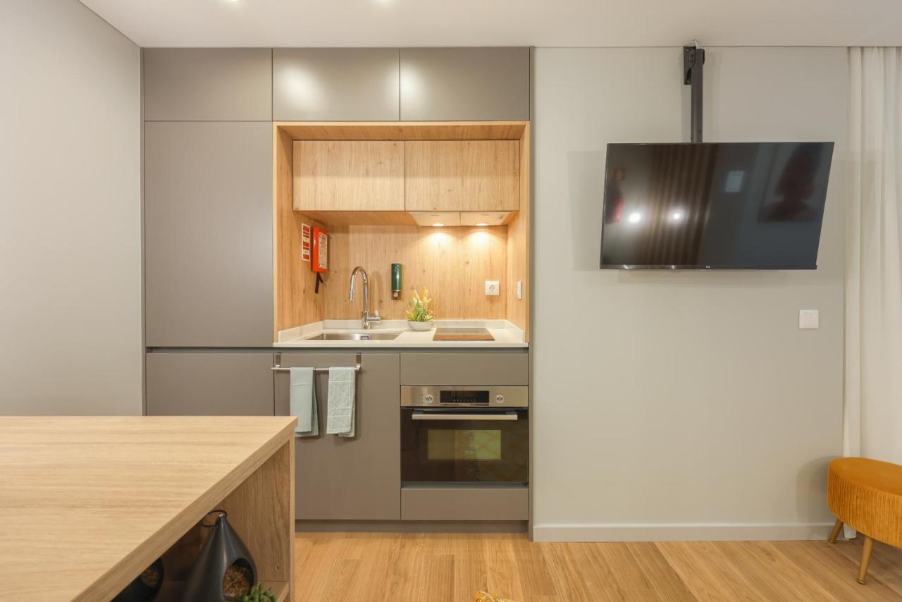 Signature Aveiro City Flat By Home Sweet Home Aveiro Exterior photo